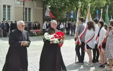 Patriotyczna i aktywna maj&oacute;wka w Gminie Wieluń