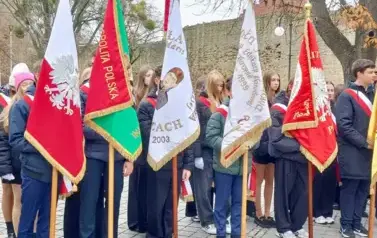 Święto Niepodległości poczty sztandarowe