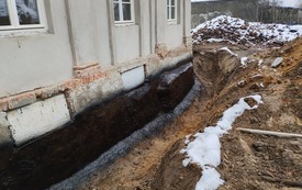 Remont fundament&oacute;w budynku pałacu we wsi Ruda koło Wielunia 4