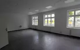 Adaptacja budynku byłego dworca PKP Wieluń-Dąbrowa stan po zakończeniu inwestycji 27