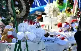 Jarmark Bożonarodzeniowy stoiska2