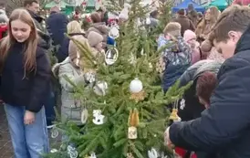 Ubieranie choinki1