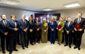 Podpisanie um&oacute;w na inwestycje drogowe 4