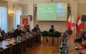 Spotkanie nt. program&oacute;w wsparcia dla samorząd&oacute;w w zakresie ochrony środowiska.jpeg