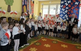 Znani czytają dzieciom. Wieluń moją małą ojczyzną 5