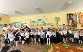 Znani czytają dzieciom. Wieluń moją małą ojczyzną 7
