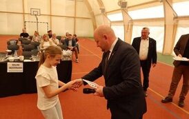 Konkurs w układaniu kostki Rubika 35