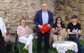 Czytanie na polanie 15.jpeg