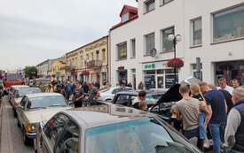 Zlot pojazd&oacute;w zabytkowych 4